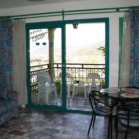 Hotel Club Aquarium İçmeler